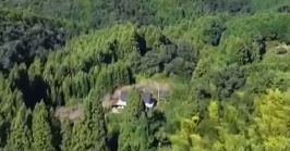 <span class="title">ポツンと一軒家を振り返る　奈良県の神社？人が住む家</span>